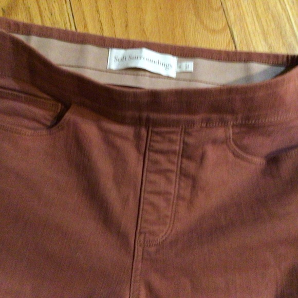 Soft Surroundings pull on jeans - Picture 2 of 4